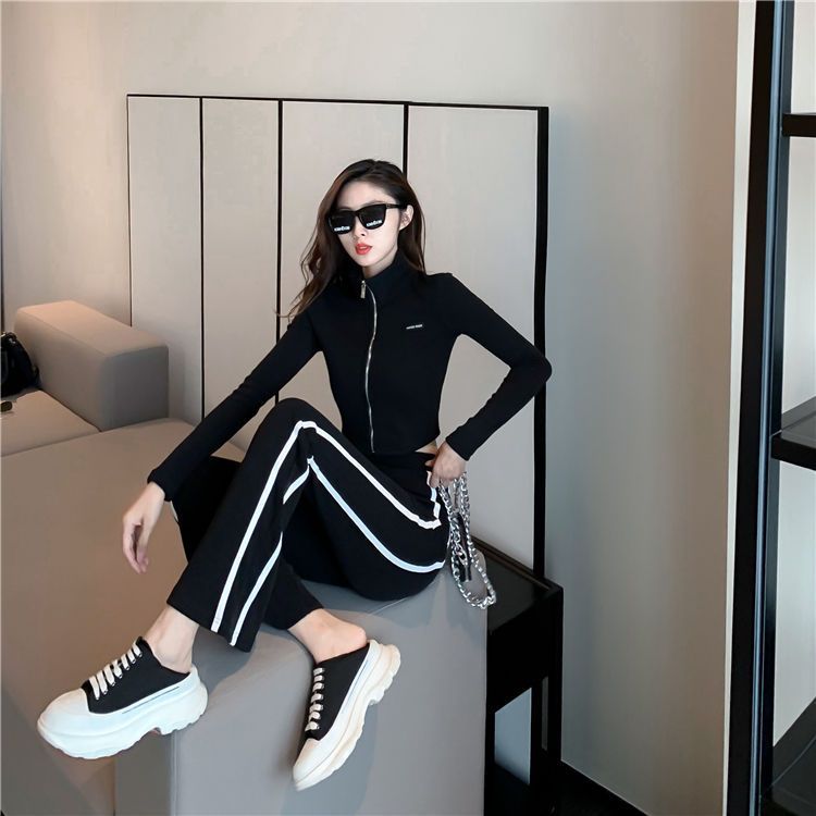 Micro-flare casual sports pants for women with high waist drooping spring and autumn new slim vertical striped wide-leg pants trendy