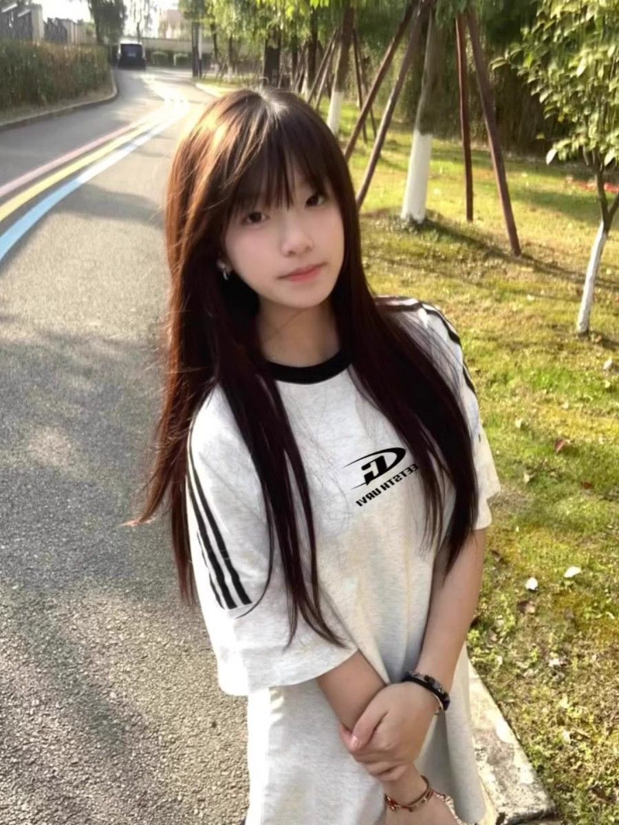 高質量純棉220克精梳緊密印花三條槓寬鬆大版落肩短袖恤女