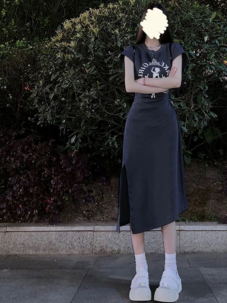 Pure slit dress for women with waist-hugging temperament niche design print hip-wrap short-sleeved T-shirt long skirt summer