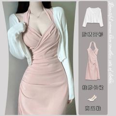 Large size fat MM French pure halter neck dress for women in summer new temperament to cover flesh to make them look slim and hot girl suspender skirt