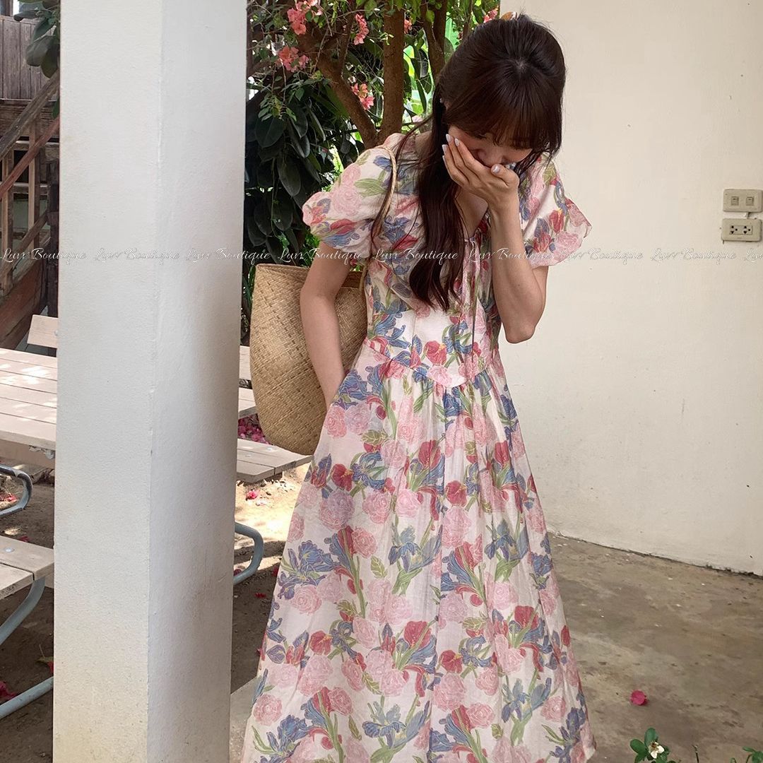 French retro gentle style V-neck puff sleeve floral dress summer mid-length style waist-hugging and slim temperament skirt