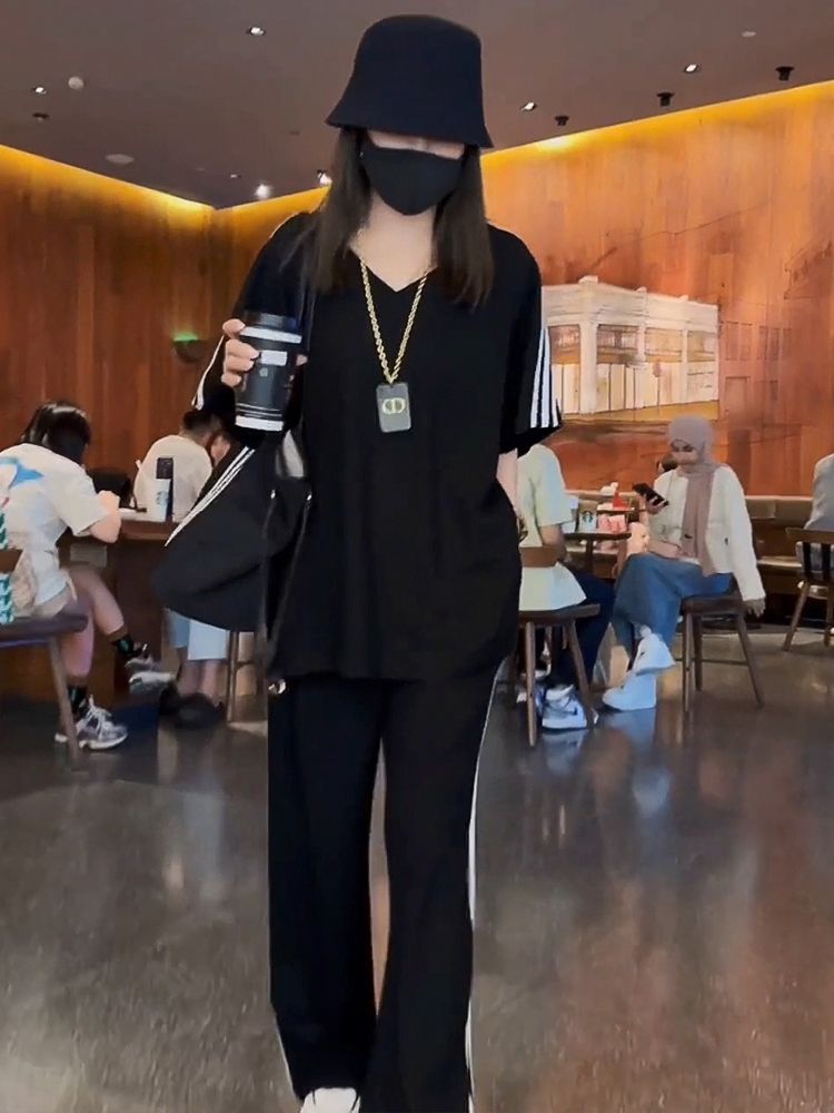 Imitation cotton casual sports suit for women 2025 summer new style fashionable loose large size short-sleeved wide-leg pants two-piece set