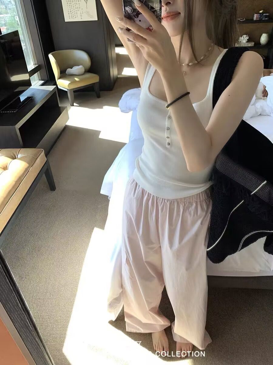 WANANTONG is easy to wear with full marks! Inverted ladder shoulder straps, thin vest for women, spring and summer generous collar, slim fit and slim suspender straps
