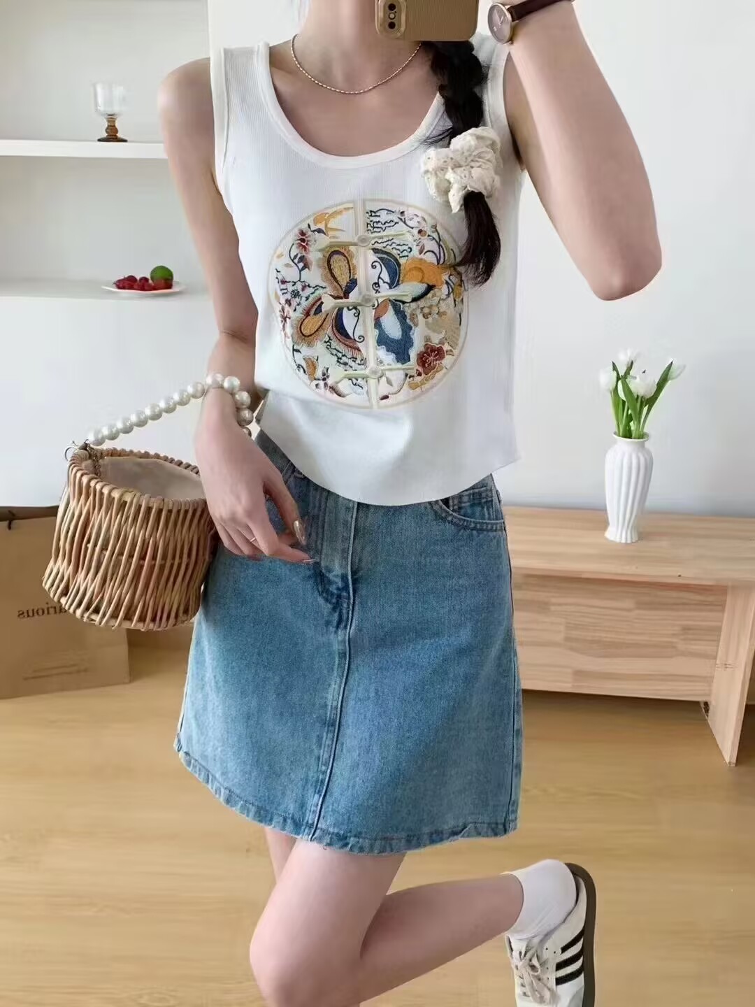 New Chinese style hollow round neck ice silk striped sleeveless T-shirt sweater for women in summer fashionable age-reducing chic national style top