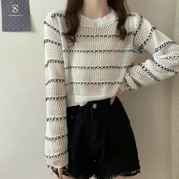 Short ice silk knitted sweater hollow striped sunscreen T-shirt for women's design niche long-sleeved summer high-waist top trendy