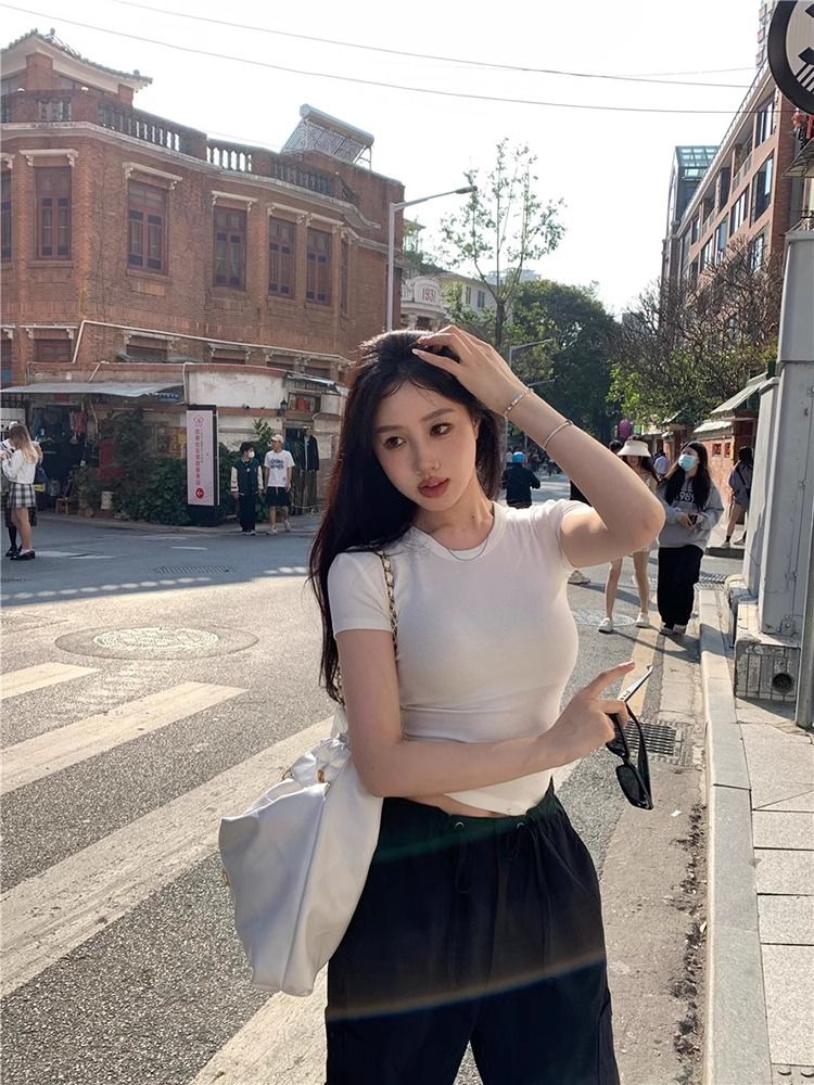 辣妹灰色短袖T恤女裝夏季純欲風修身緊身短款上衣打底衫