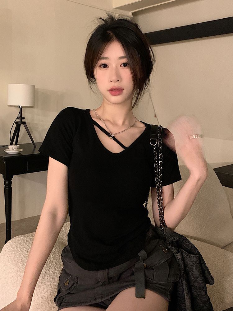 V領短袖t恤女裝夏季不規則短款修身