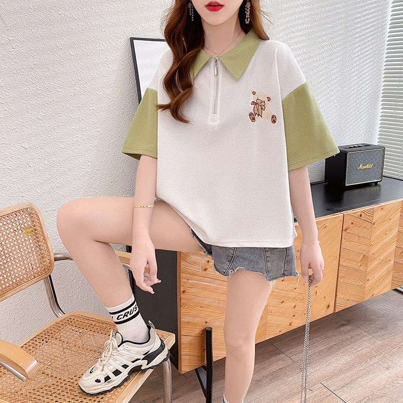 Real photo of imitation cotton waffle 2025 summer bear embroidery color design POLO neck short-sleeved T-shirt for women