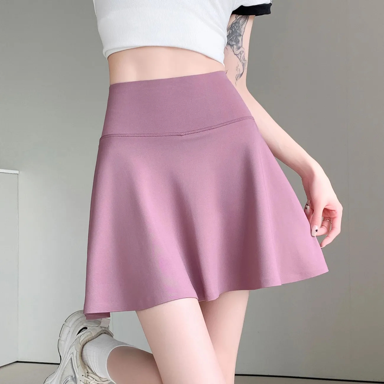Sport short skirt for women in summer two-piece anti-exposure yoga skirt for running fitness tennis badminton pleated white skirt
