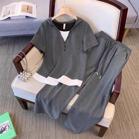 Original workmanship sports suit for women large size 2025 new summer short-sleeved fashion casual and fashionable two-piece suit