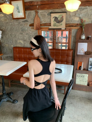 實拍~韓版顯瘦緊身漏背蕾絲吊帶連衣裙