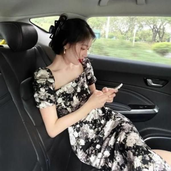 Improved cheongsam floral dress fashionable summer Korean style short-sleeved square collar slim side slit over-knee long skirt for women
