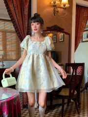 Floral dress for women 2025 summer new French puff sleeve waist-hugging square collar puffy skirt princess style short skirt