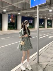 Retro fresh green ruffled small floral sleeve floral dress summer small short loose doll skirt for women