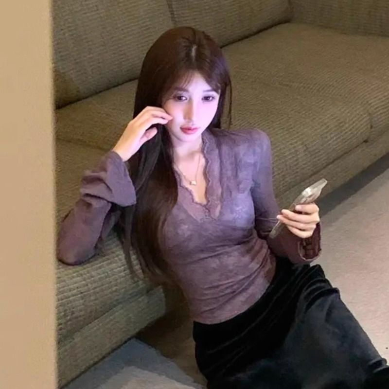 紫色v領蕾絲打底衫女修身內搭純欲設計感加絨上衣