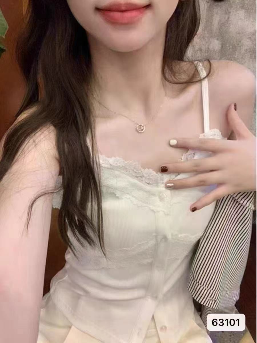 2025 spring and summer new lace design sexy Korean, Japanese, European and American ins trendy suspenders lady pure color knitted vest reduce L