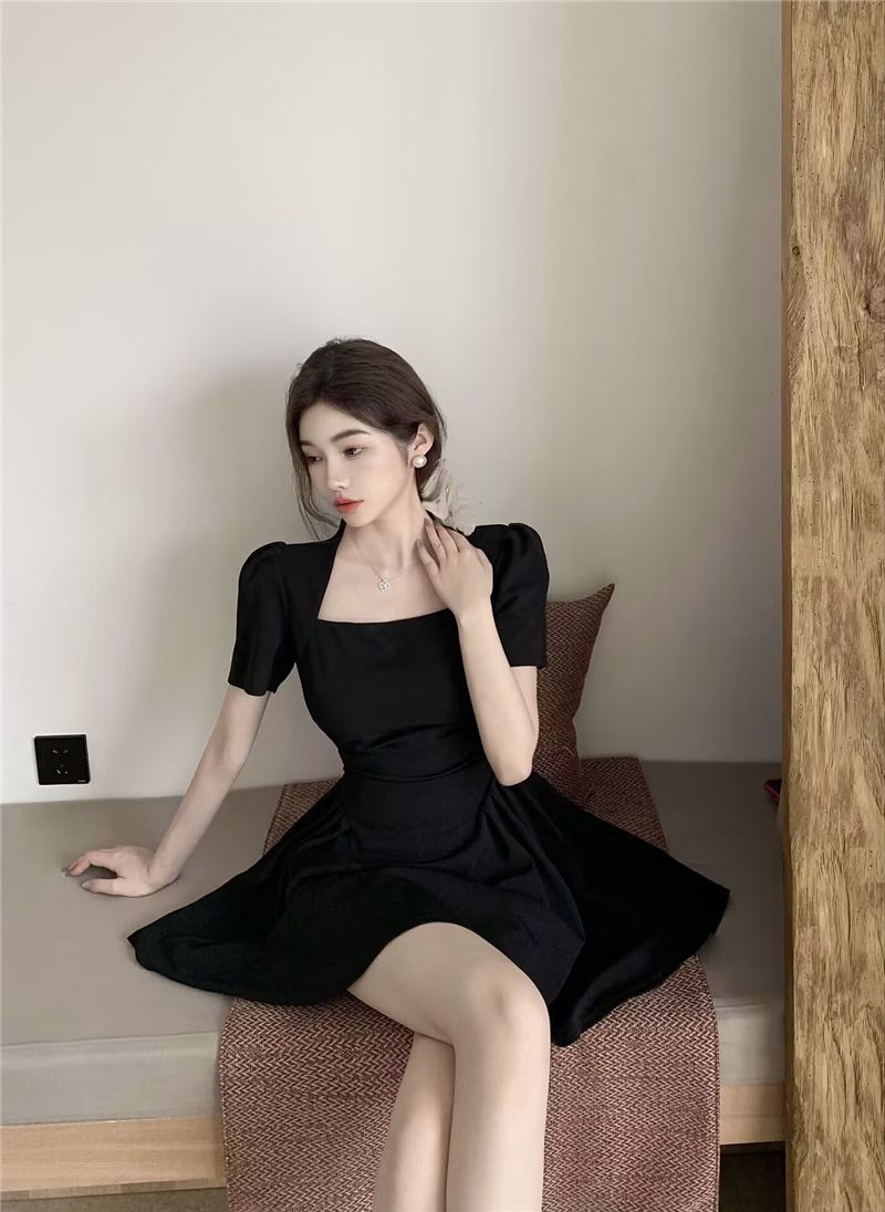 大碼女裝夏季女2025新款甜辣風收腰顯瘦短裙簡約高級感御姐連衣裙