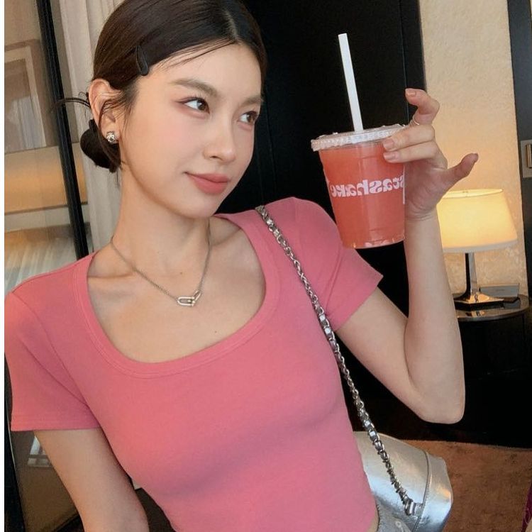 純欲風性感露臍短袖T恤辣妹修身美背帶胸墊外穿露背上衣