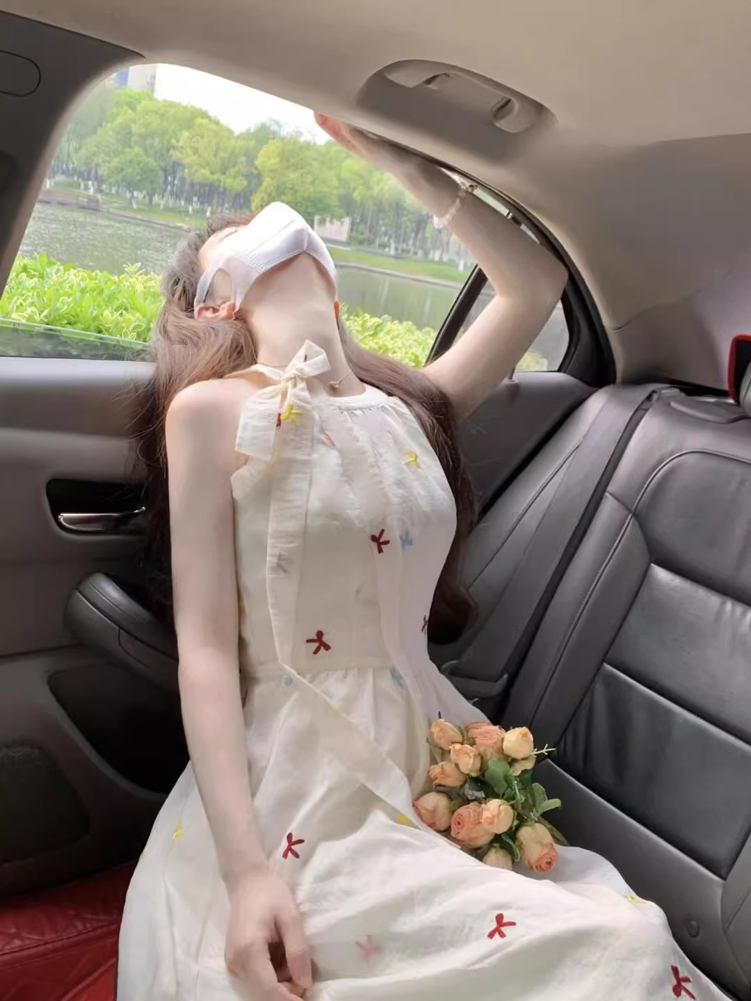 Short French floral neck dress for women with summer bow Chinese waist-hugging A-line suspender midi skirt