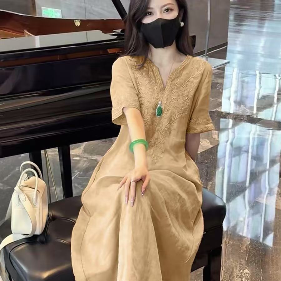 2025夏季新款寬鬆顯瘦氣質長裙子新中式國風重工刺繡V領連衣裙女