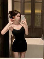 Real shot of hot girl halter neck and backless chest pad design slim sling suspender dress