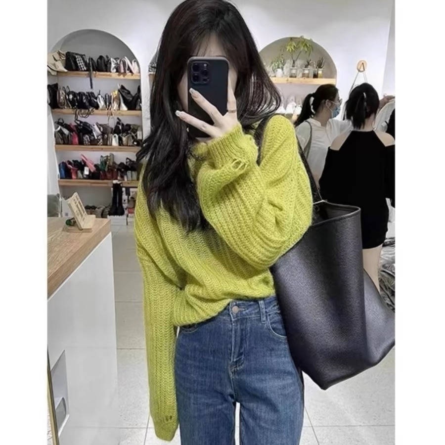 Avocado green mohair blouse for women's spring new style design ripped lazy loose loose round neck pullover knitted sweater
