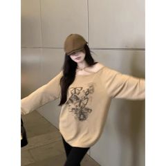 Original fabric design, niche butterfly print long-sleeve T-shirt with one-shoulder style.