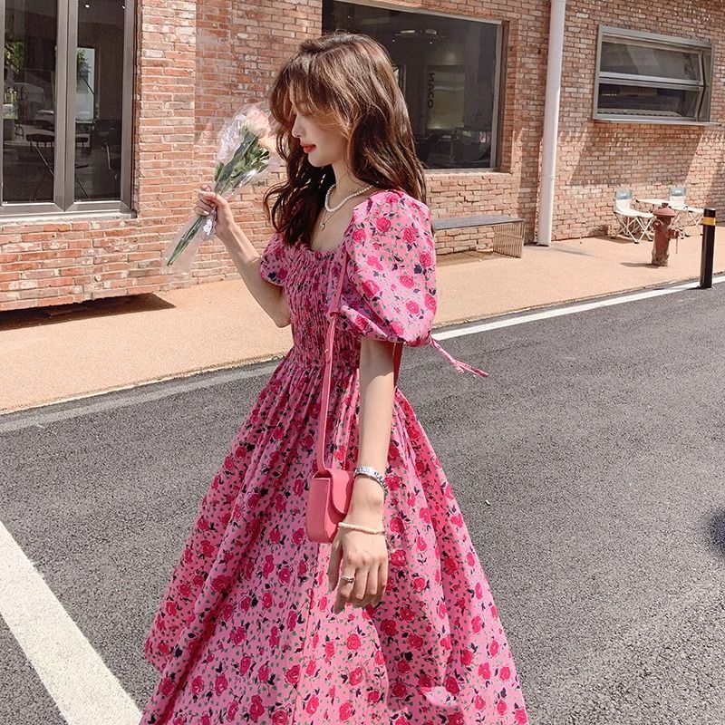 Red floral dress for women 2025 new French temperament puff sleeve tea break first love long skirt