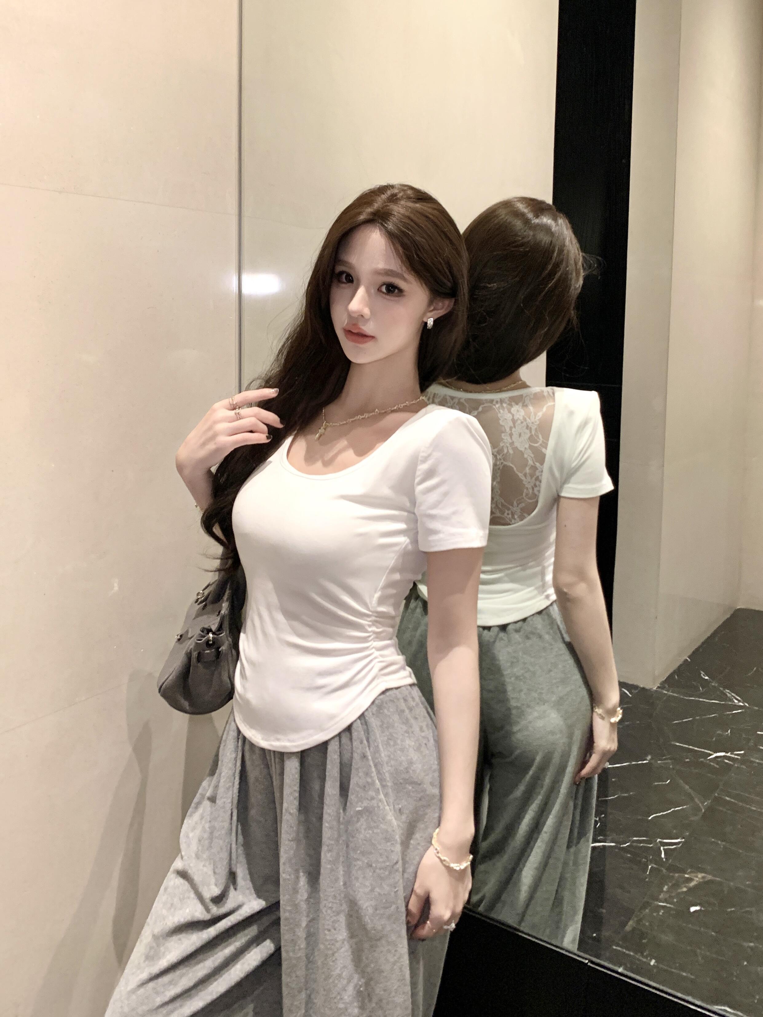 Real photo of women's summer pure U-neck slim short top