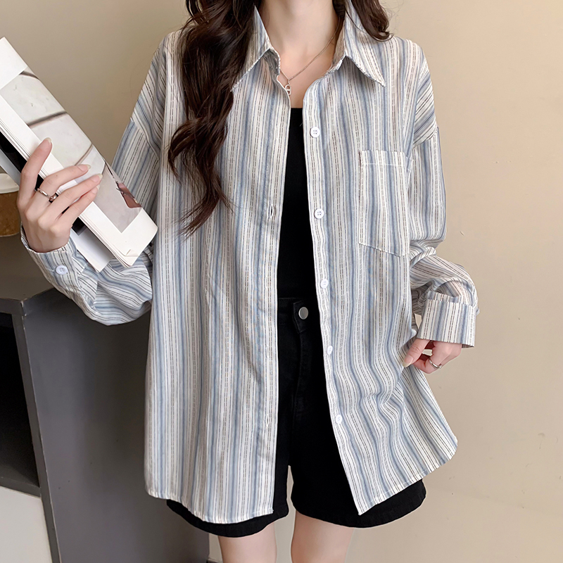 Real photos are specially designed for Hong Kong style retro loose lazy style blue striped POLO collar shirt for women