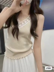 2025 spring and summer V-neck lace spliced ​​knitted vest design sexy ins trendy chic simple intellectual French Korean version