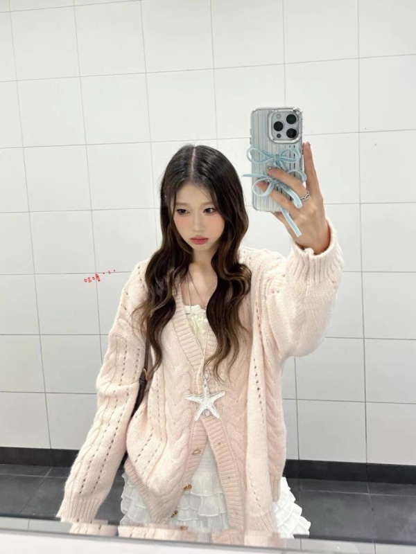 溫柔風甜美粉色v領毛衣外套女2025春裝寬鬆減齡麻花針織開衫上衣