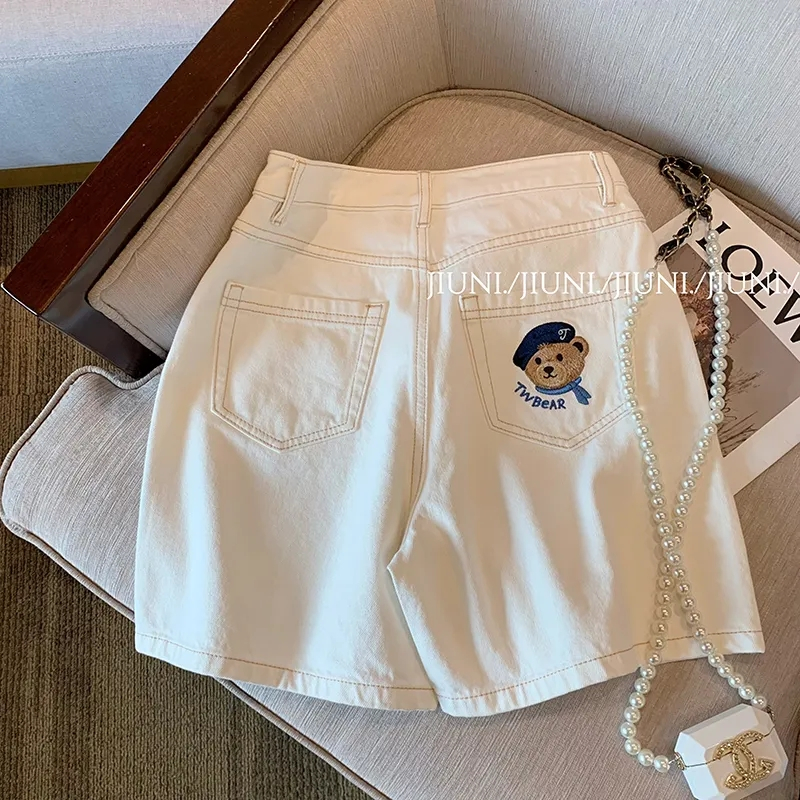 小熊刺繡米白色休閒牛仔短褲女2025夏季新款設計感時髦顯瘦直筒褲
