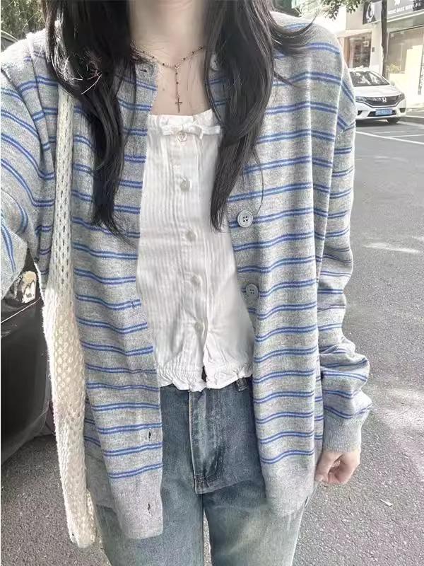 復古圓領撞色條紋針織開衫女秋冬2025新款寬鬆休閒單排扣毛衣外套