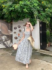 法式甜美方領小飛袖碎花吊帶連衣裙女夏季新款氣質收腰顯瘦長裙子