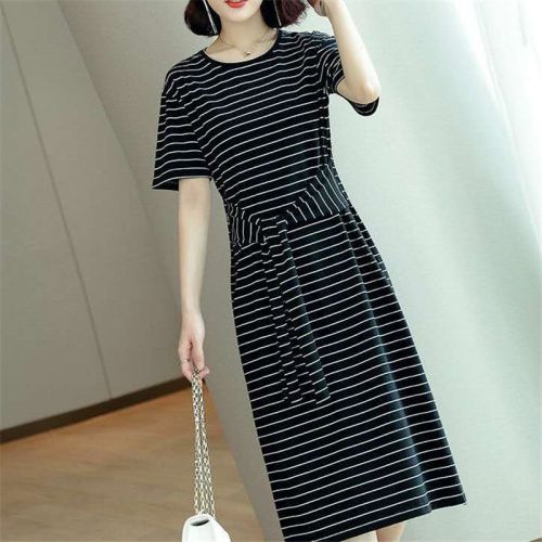 Women's Summer 2025 New Loose Plus Size Fat MM Youthful Tummy Covering Elegant Medium-Length Striped T-shirt Dress