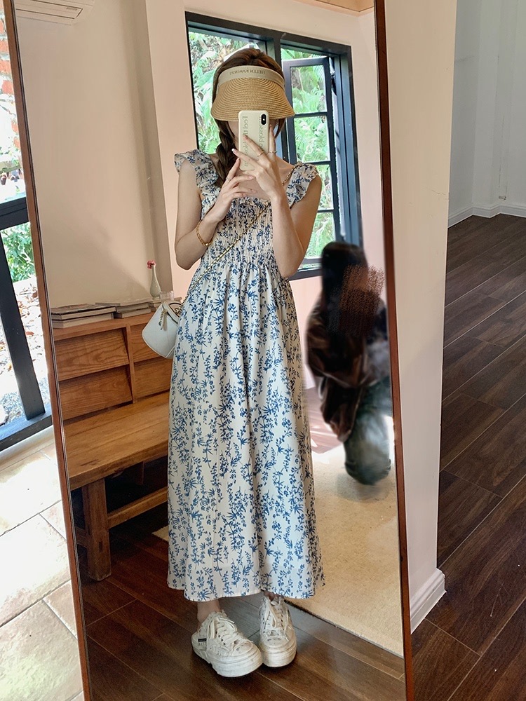 烏77小清新藍色碎花吊帶裙女甜美收腰顯瘦抹胸裙子小飛袖度假長裙