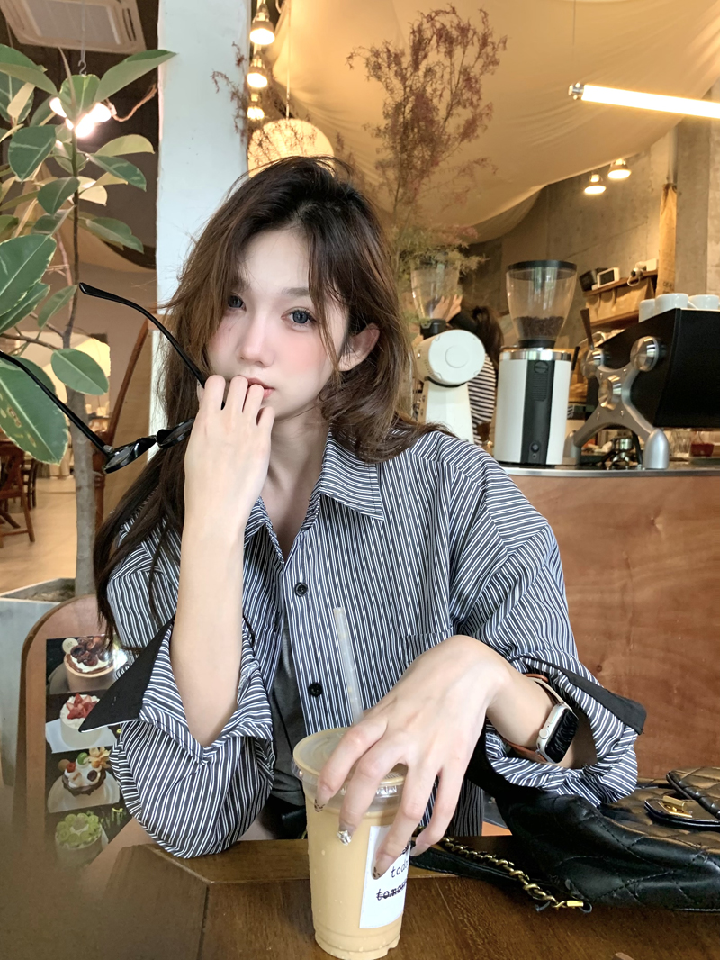 實拍 豎條紋襯衫女秋季新款設計感小眾寬鬆襯衣韓版復古長袖上衣