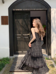 High-quality summer new Korean version of niche atmosphere and temperament French suspender cake dress for women