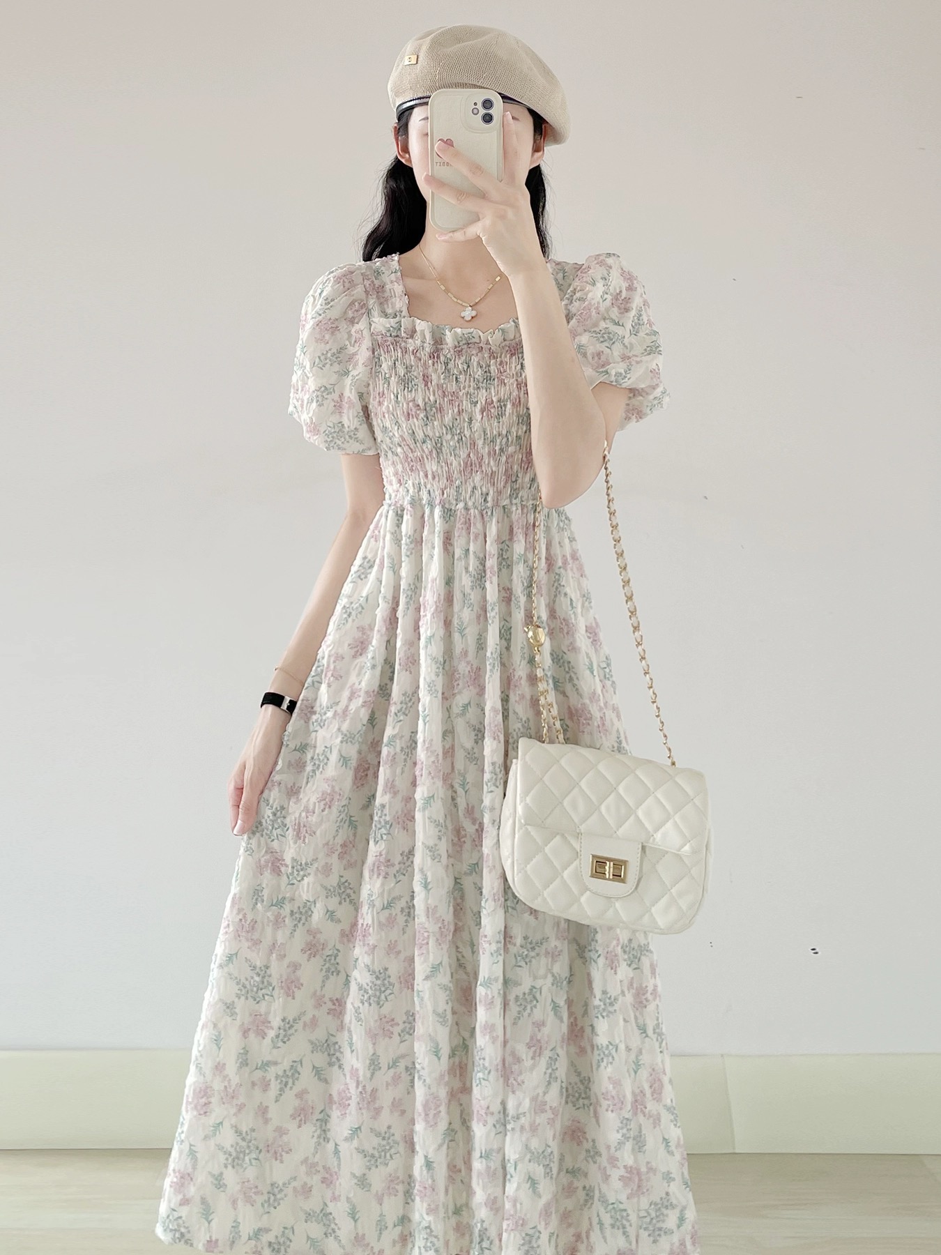 法式甜美方領泡泡袖碎花裙長款連衣裙女夏季褶皺收腰顯瘦初戀裙子