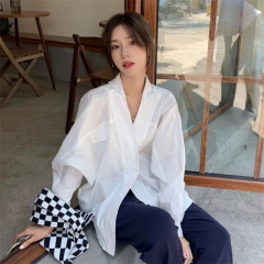 襯衣女設計感小眾早春新款復古港風V領上衣寬鬆顯瘦百搭長袖襯衫