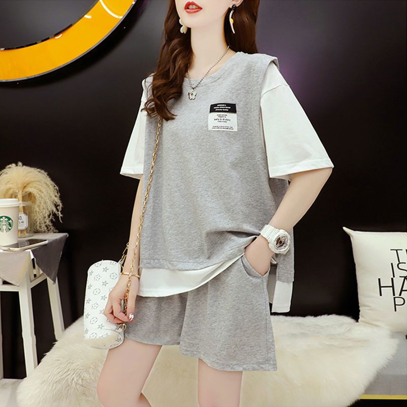 Short-sleeved shorts sports suit for women 2025 new summer Korean version loose fashion casual two-piece set