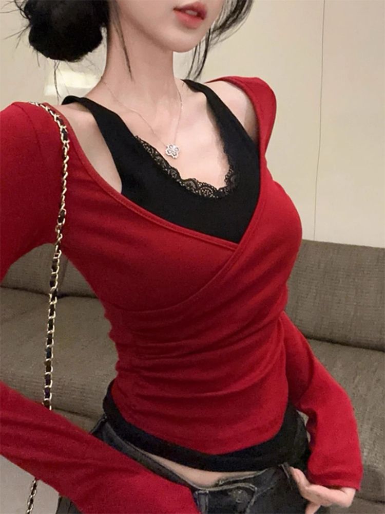 Lace fake two-piece base shirt for women in autumn and winter 2025 new red inner pair short V-neck pure long-sleeved top