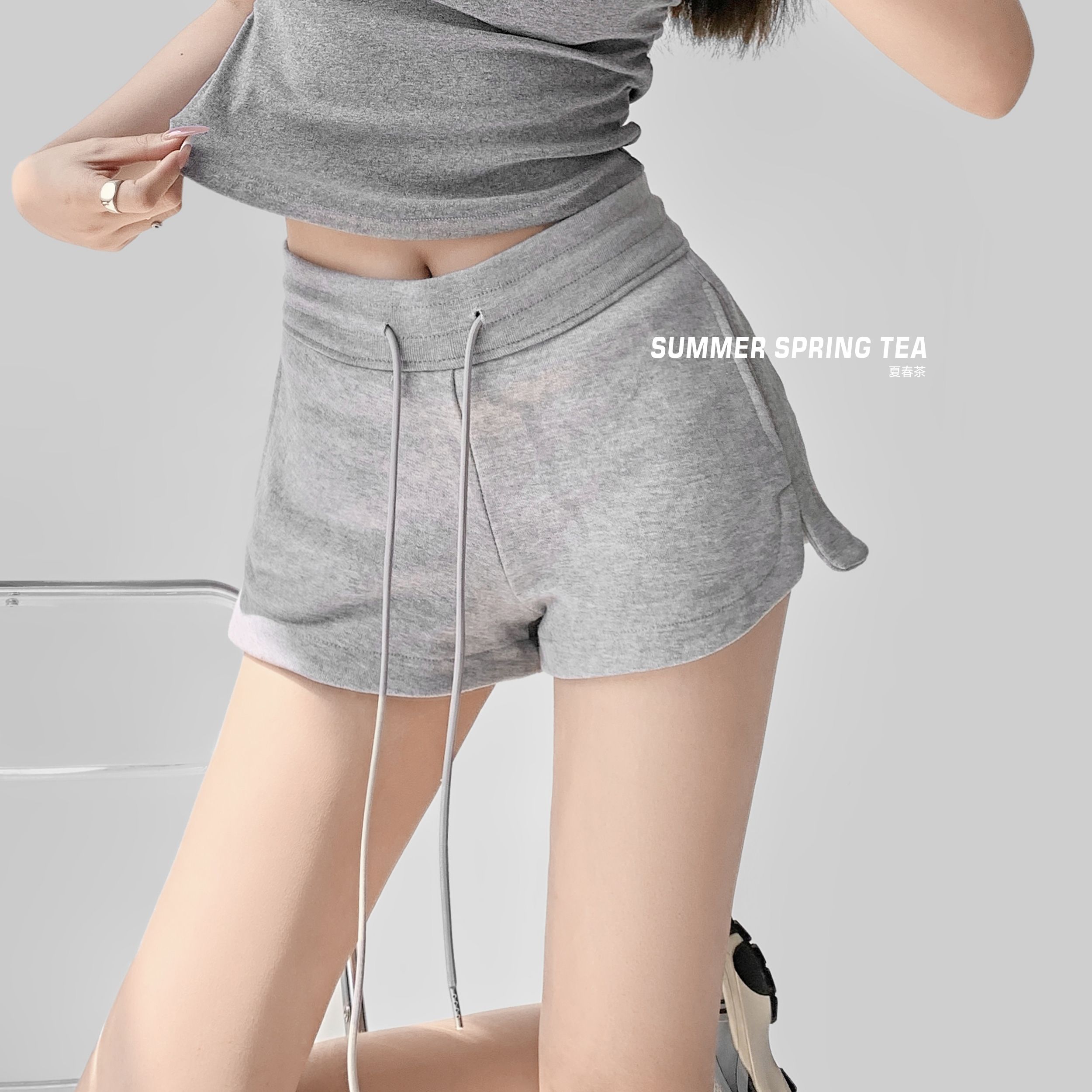American shorts for women 2025 new high-waisted running sports women's pants hot girl style niche design gray