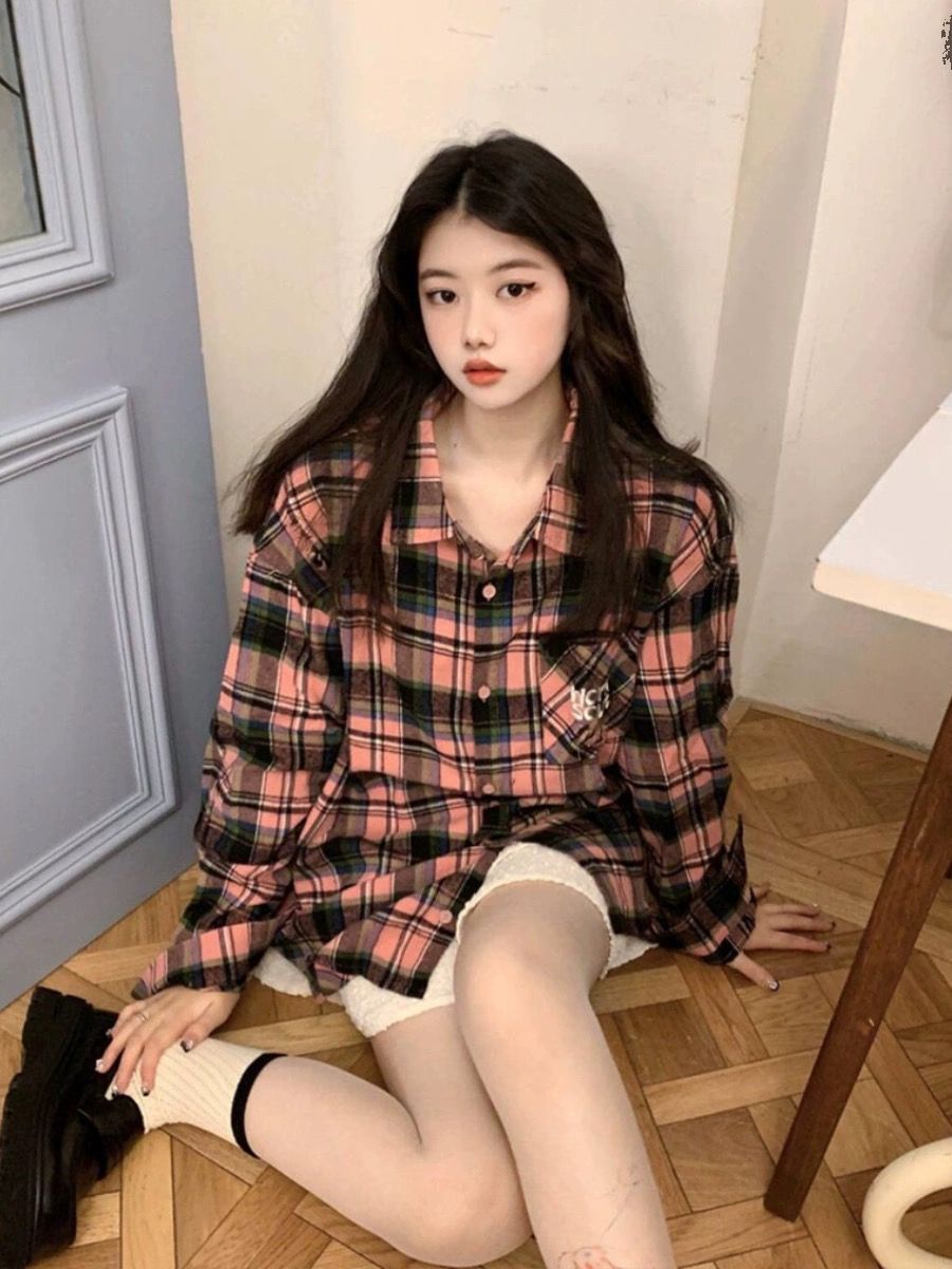 Hong Kong style retro plaid long-sleeved shirt for women in spring and autumn new style Maillard loose spring women's shirt temperament top