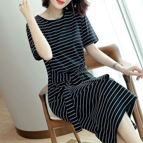 Women's Summer 2025 New Loose Plus Size Fat MM Youthful Tummy Covering Elegant Medium-Length Striped T-shirt Dress