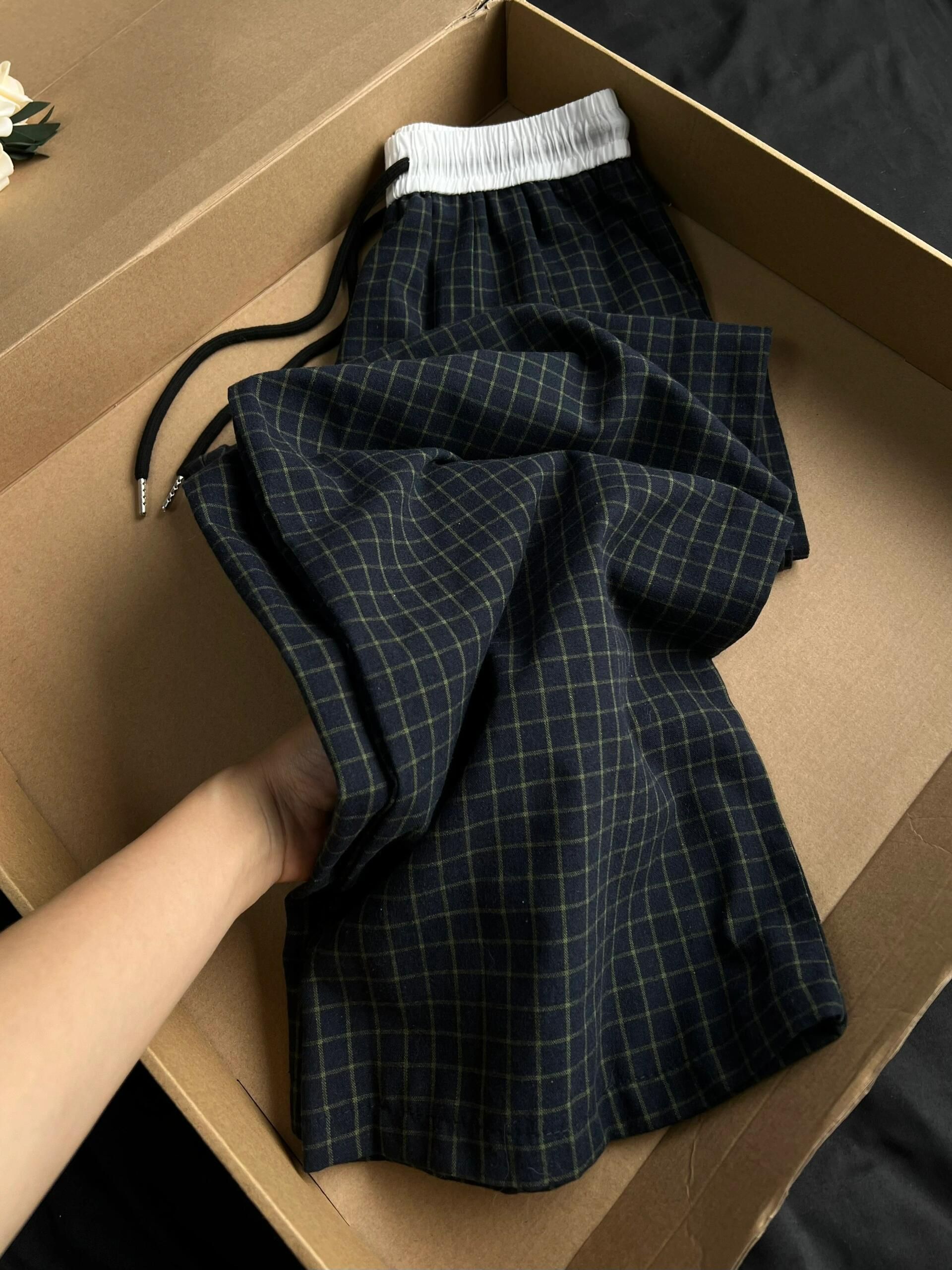 美式復古藏青色格子休閒褲女夏季薄款2025新款寬鬆垂感直筒闊腿褲