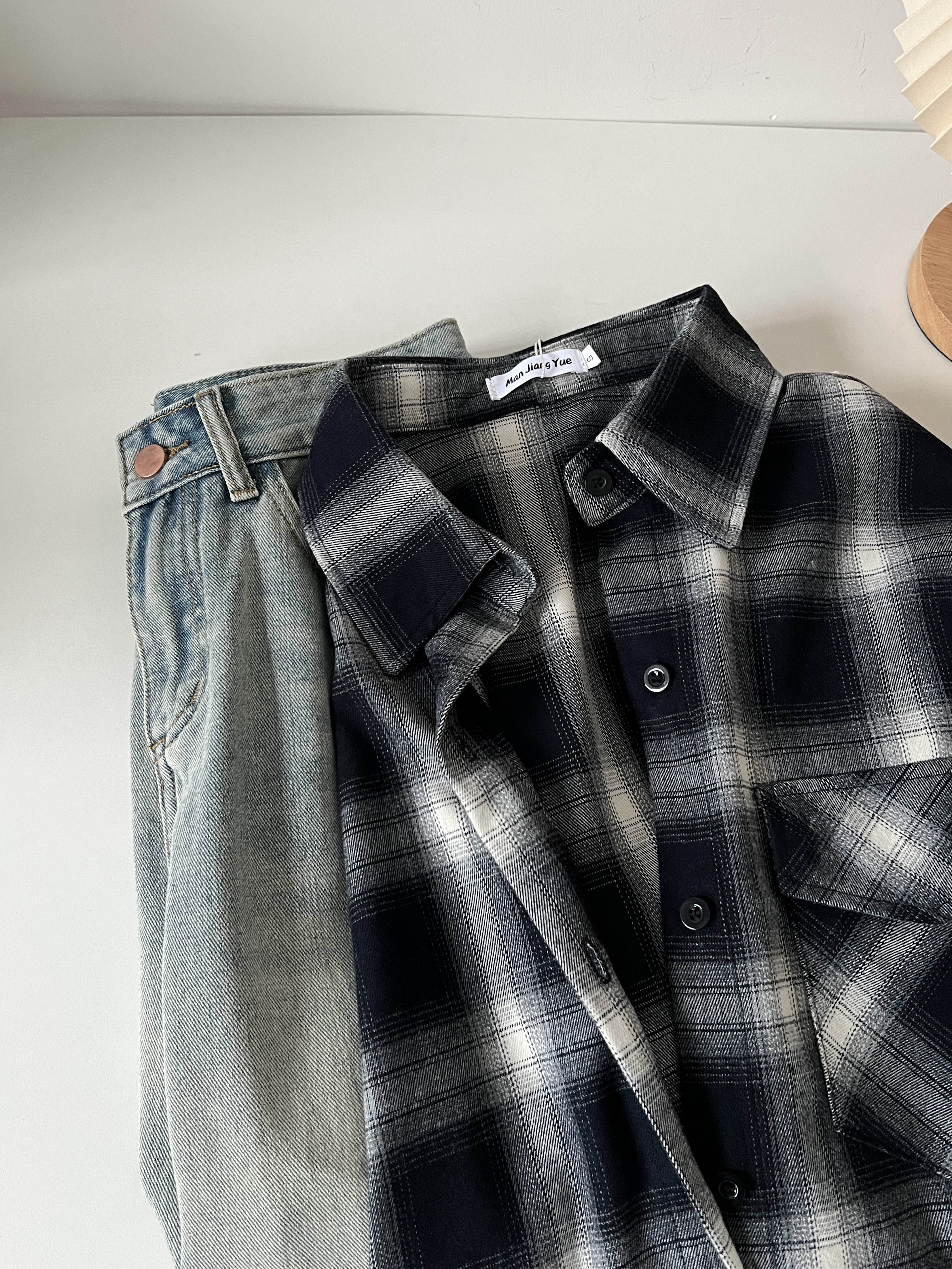 Real photo contrasting color plaid shirt for women early spring new American retro design jacket trendy shirt