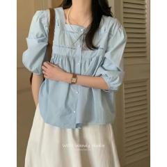 Korean Hong Kong style sexy collarbones suspender fresh and exquisite buttons, small square collar, hollow pattern loose shirt