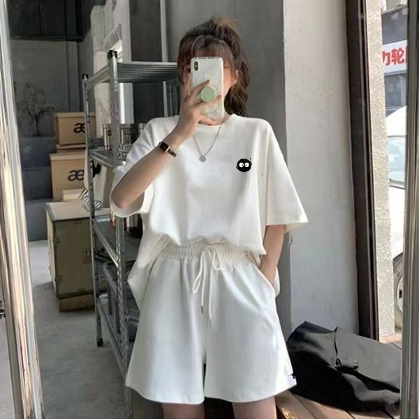 休閒減齡短袖短褲時尚鹽系兩件套套裝女2025年新款